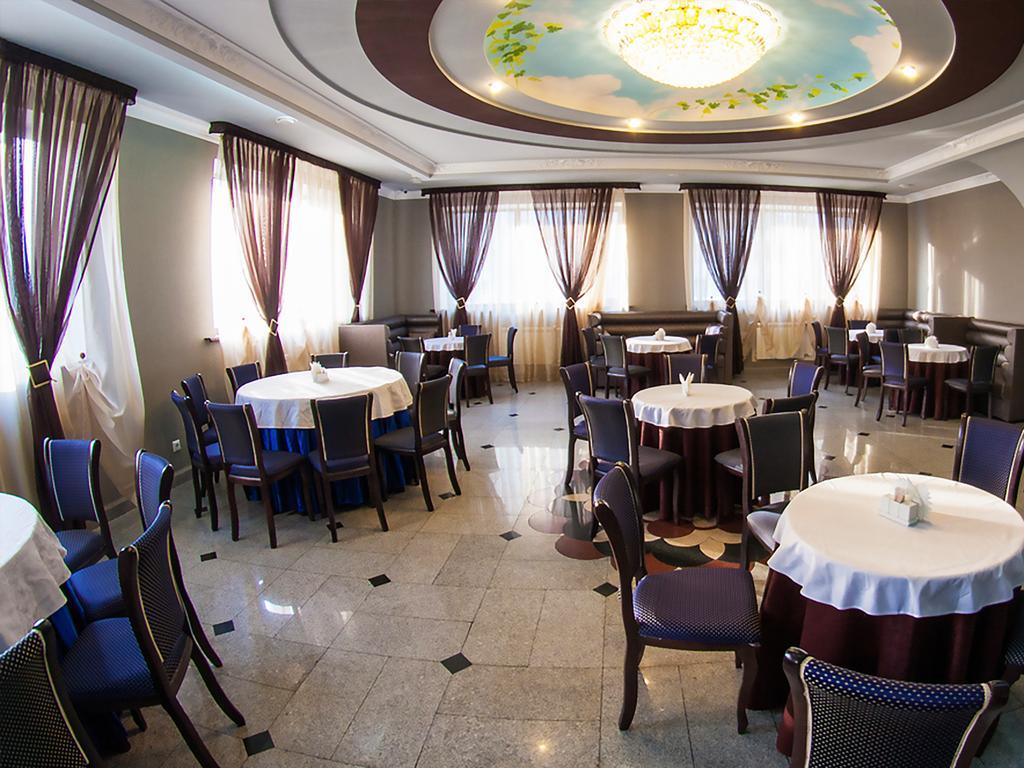 Plaza Hotel Volgograd Luaran gambar